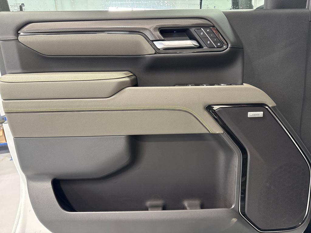 New 2026 Chevrolet Silverado 2500 ZR2 AWD/4WD image 31