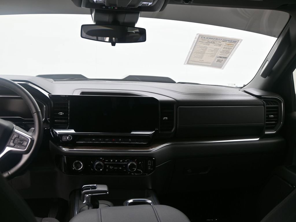 Used 2024 Chevrolet Silverado 1500 LT Trail Boss image 15