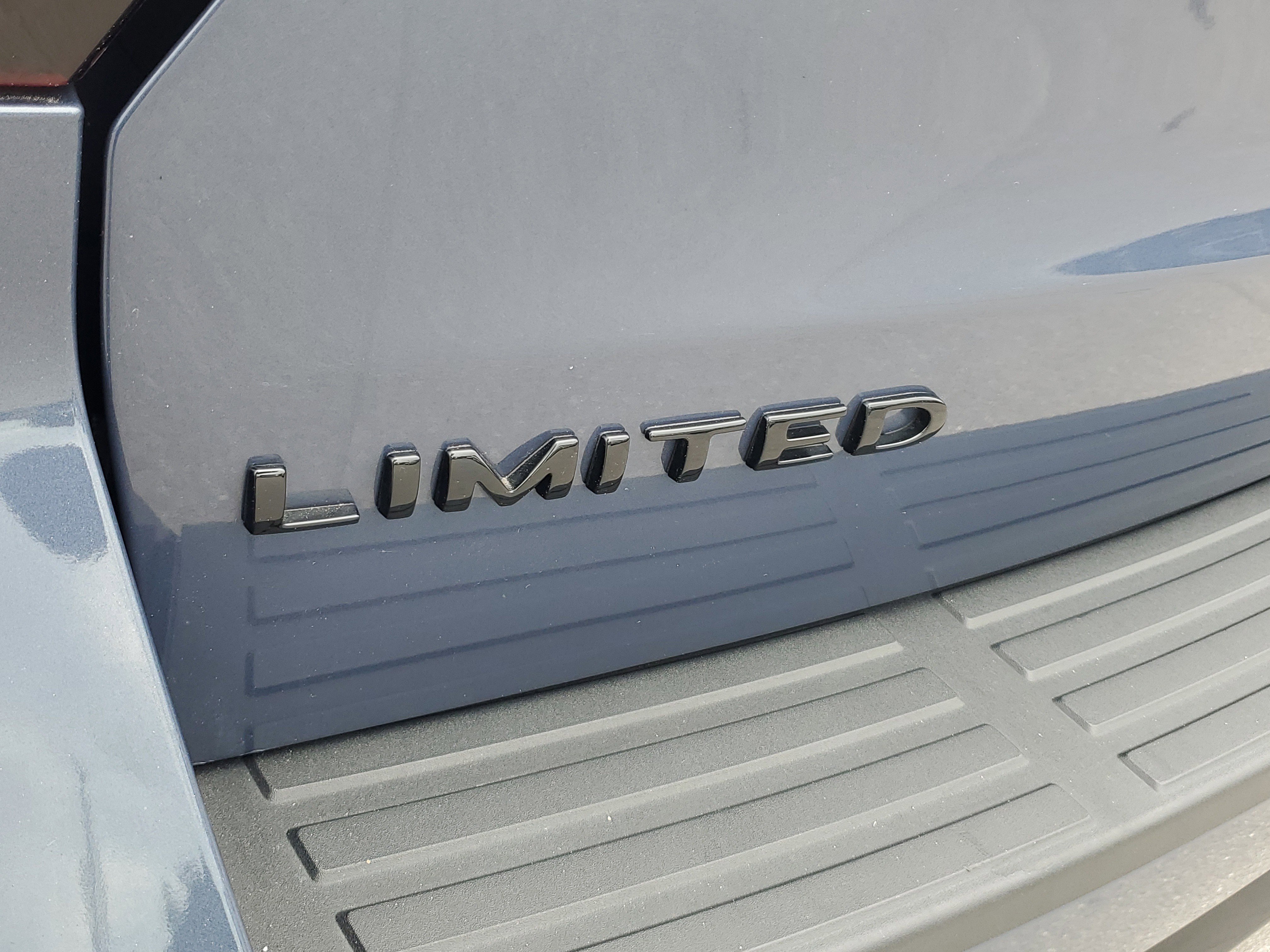 Certified 2023 Ford Expedition Limited image 31