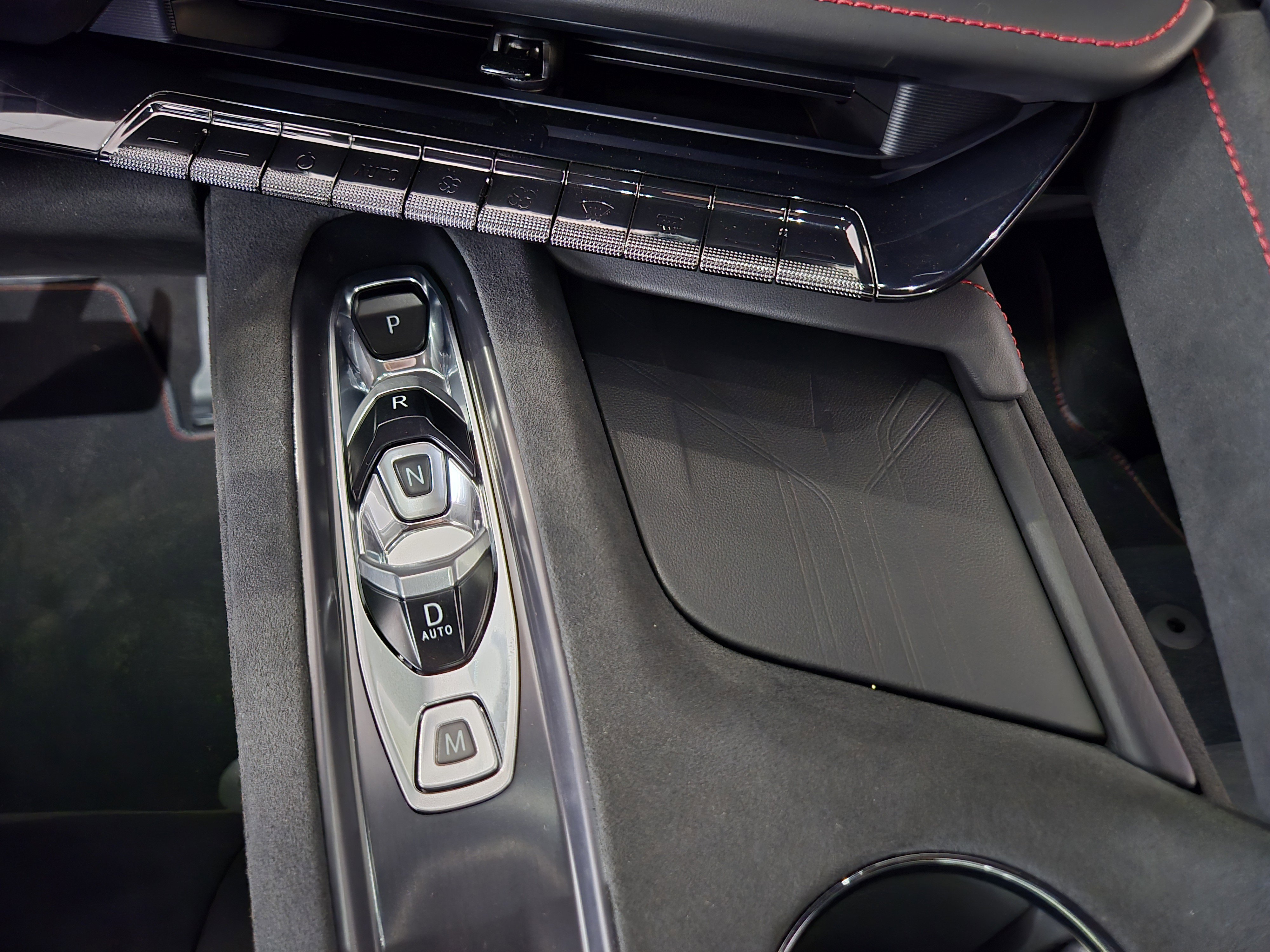 New 2026 Chevrolet Corvette Z06 w/ Z07 Performance Package image 14