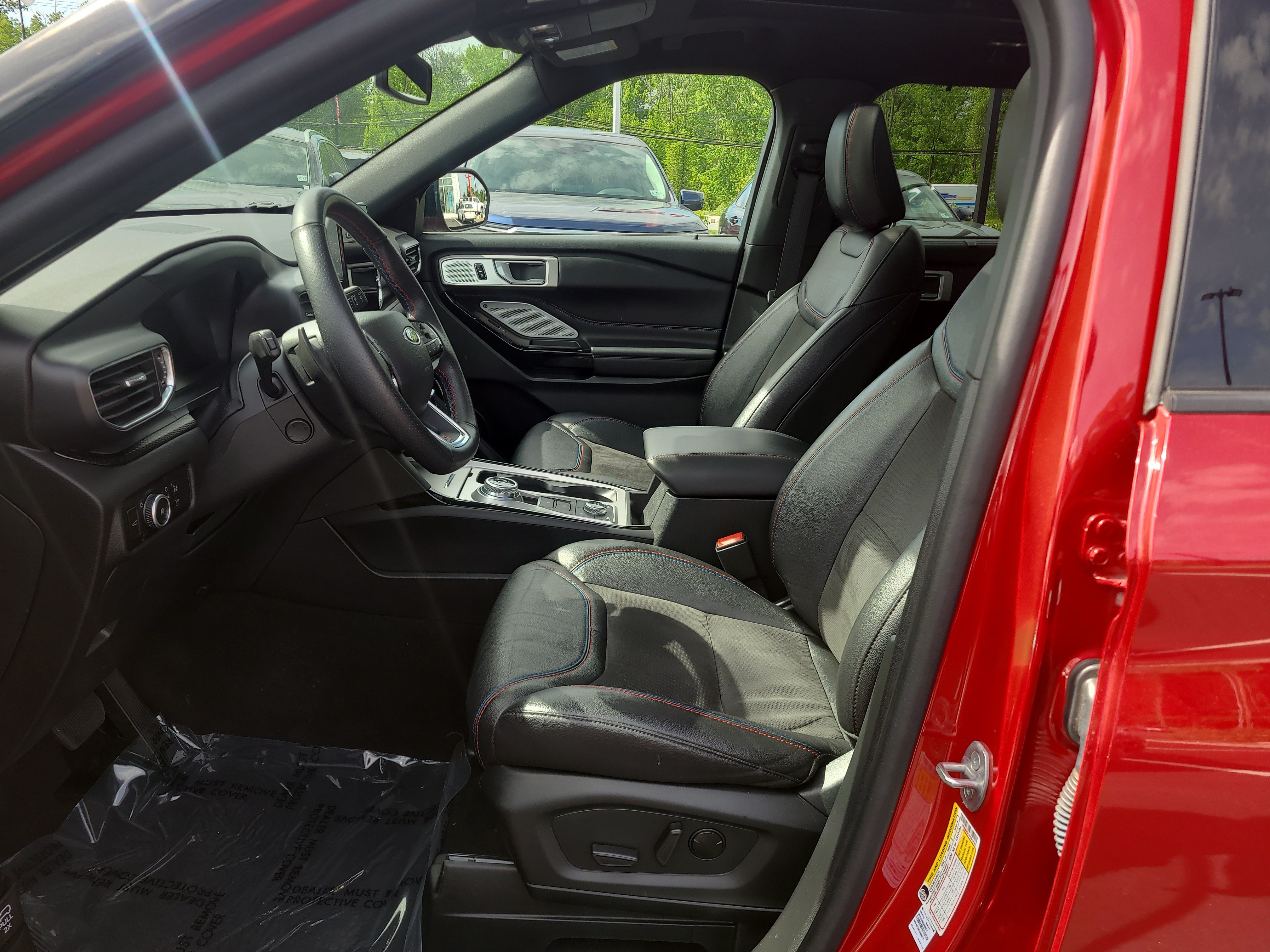 Used 2023 Ford Explorer ST w/ Equipment Group 401A AWD/4WD image 16