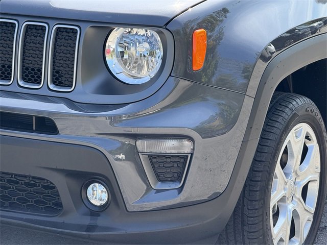 Used 2022 Jeep Renegade Limited image 13