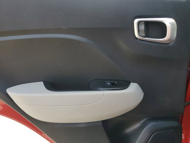 Used 2020 Hyundai Venue SEL w/ Convenience Package image 12