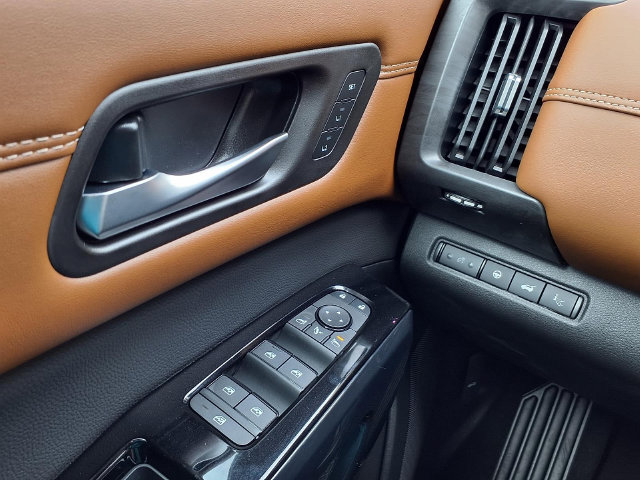 New 2026 Nissan Pathfinder Platinum AWD/4WD image 22
