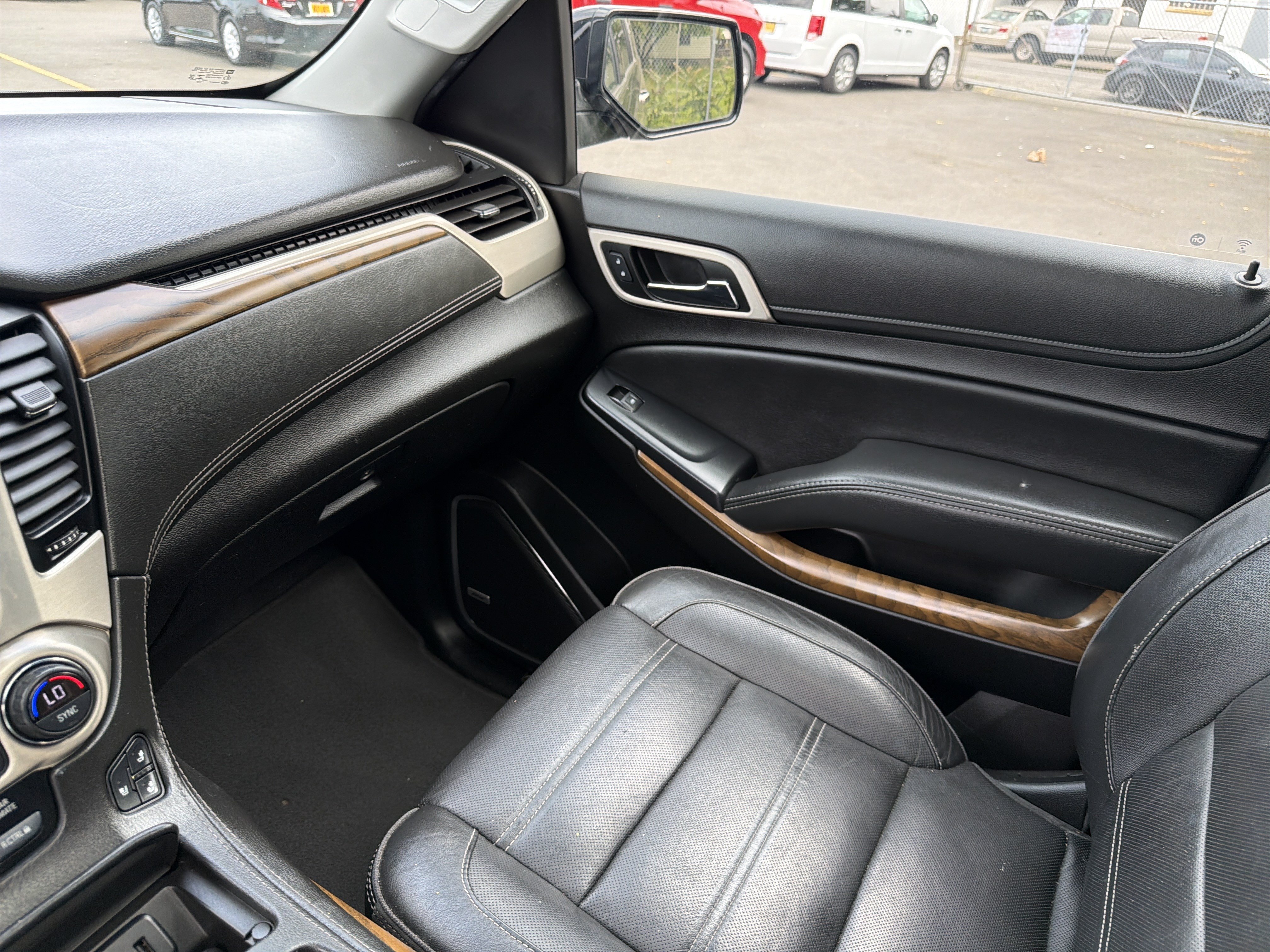 Used 2019 GMC Yukon XL Denali AWD/4WD image 26