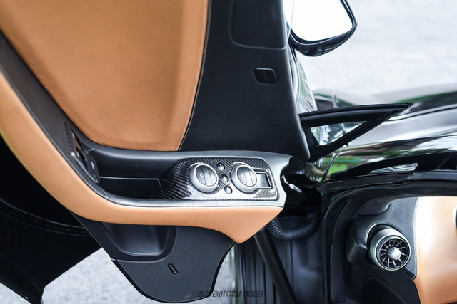 Used 2013 McLaren MP4-12C Spider RWD image 34