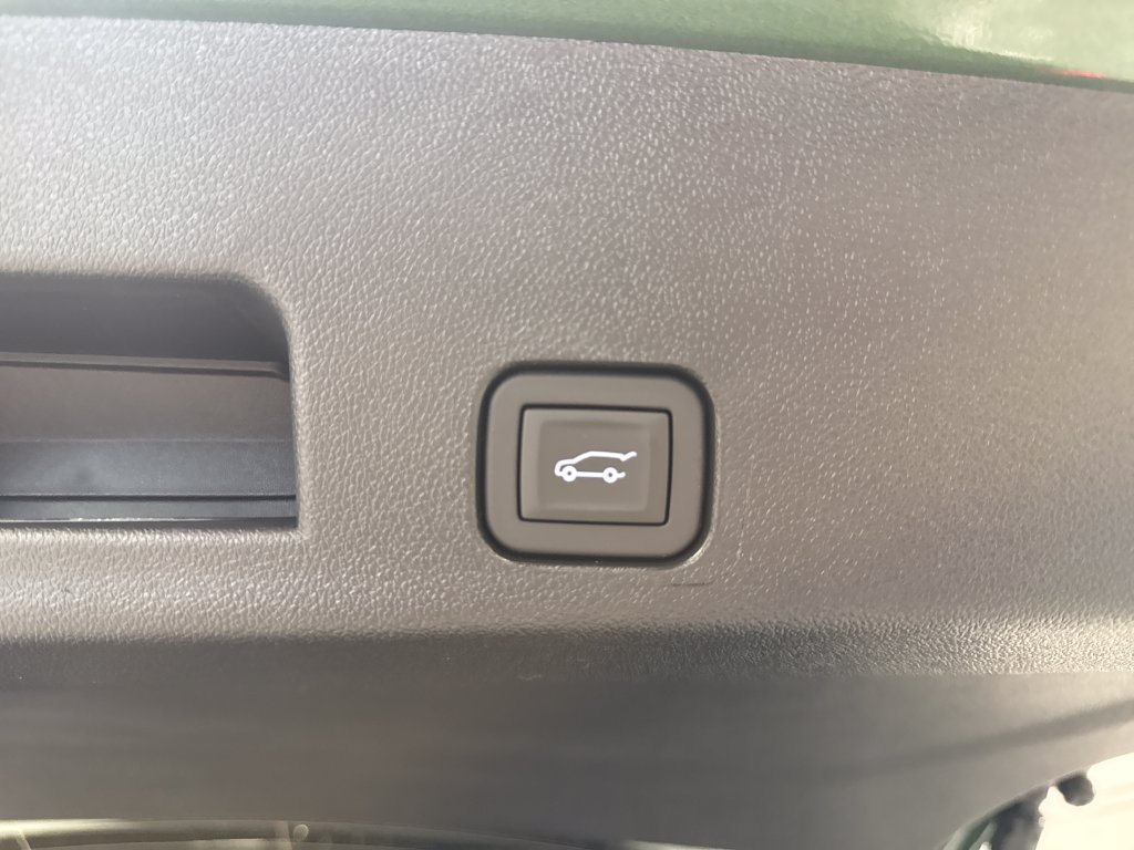 New 2027 Chevrolet Traverse LT AWD/4WD image 39