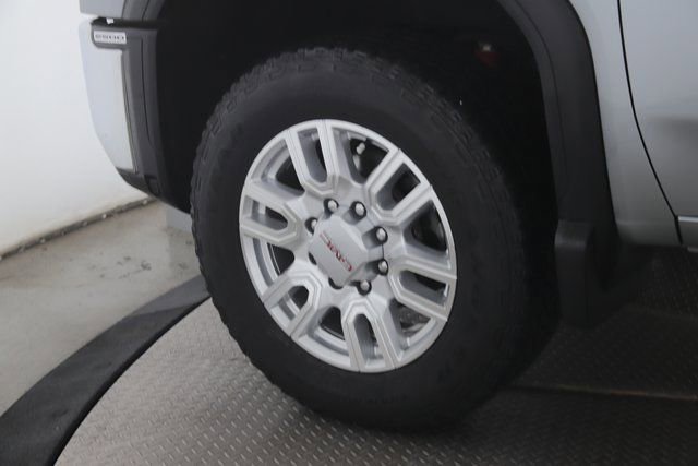Used 2024 GMC Sierra 2500 SLE w/ SLE Value Package AWD/4WD image 13