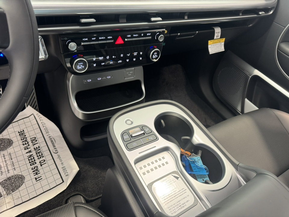 New 2026 Hyundai Ioniq 9 Calligraphy image 21