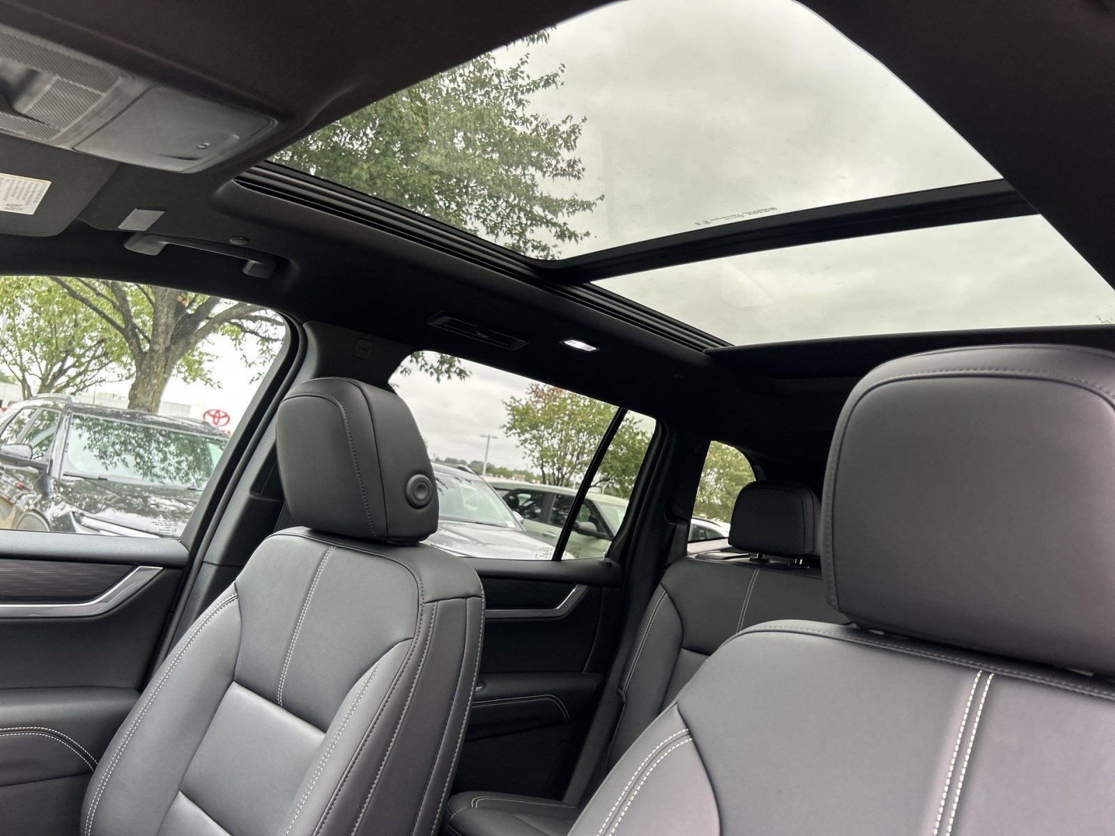 New 2026 GMC Acadia Elevation w/ Elevation Premium Package image 20