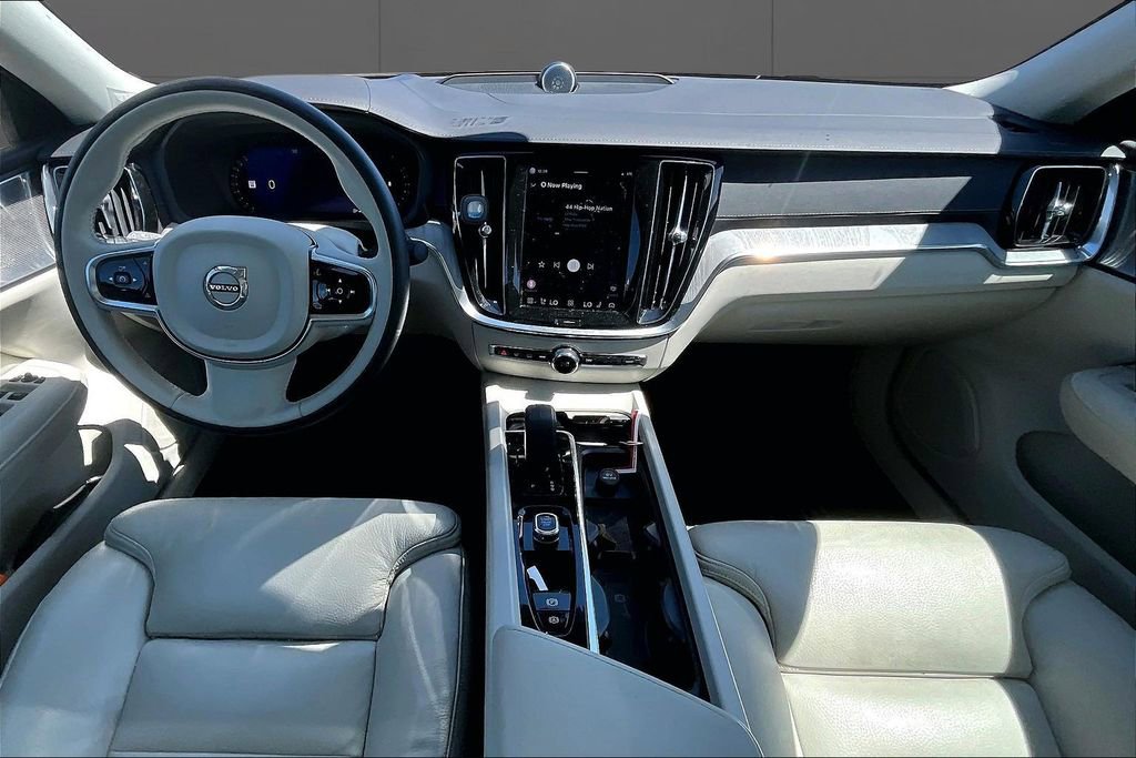 Used 2024 Volvo S60 B5 Ultimate w/ Climate Package image 13