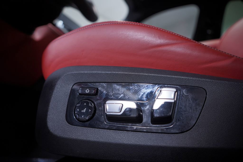 Used 2023 BMW X6 M w/ Executive Package image 18