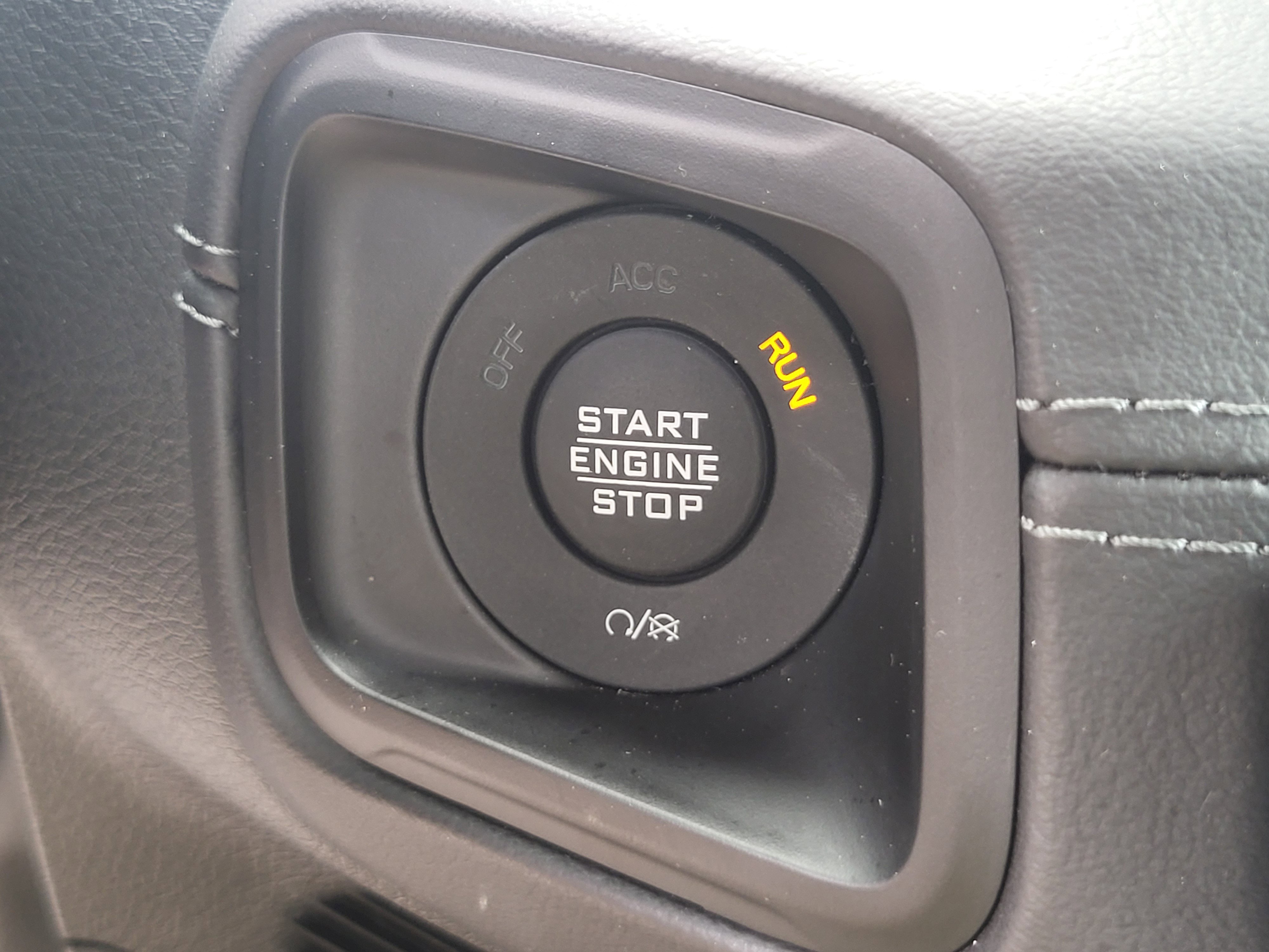 Used 2025 Jeep Wrangler Unlimited Rubicon 4xe w/ Convenience Group image 58