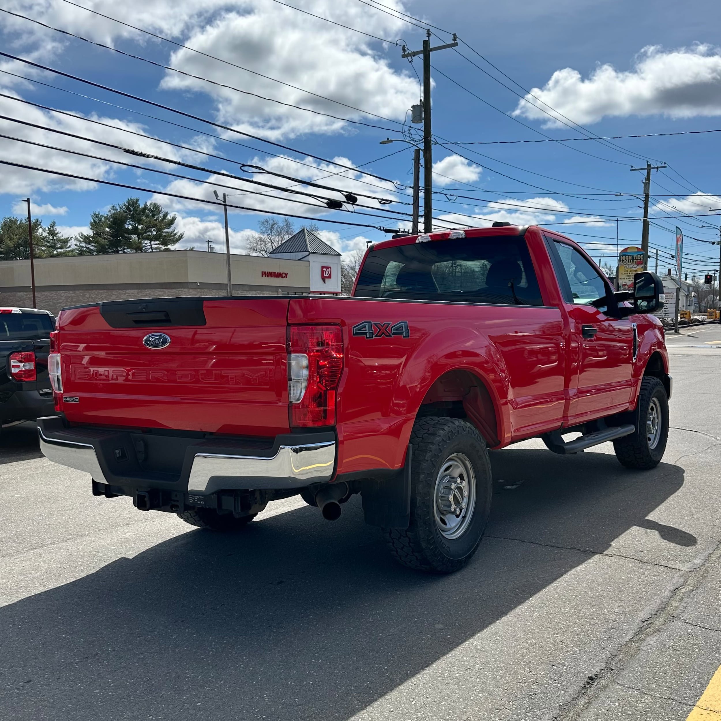 Used 2022 Ford F350 XL w/ Power Equipment Group AWD/4WD image 3