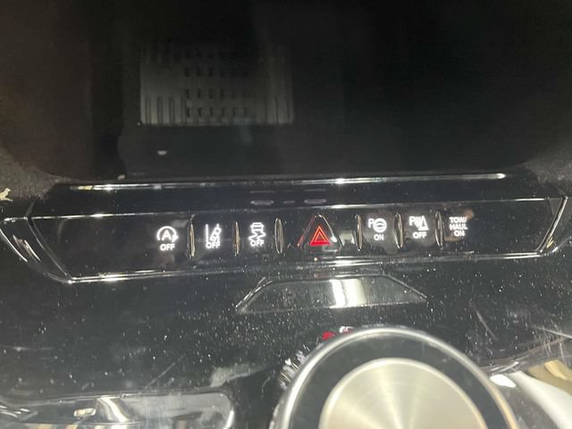 Used 2026 Jeep Grand Wagoneer 2WD w/ Premium Group I image 27