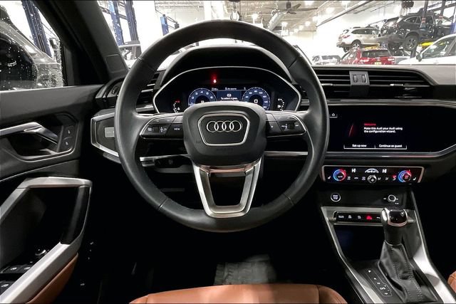 Certified 2023 Audi Q3 2.0T Premium w/ Convenience Package AWD/4WD image 5