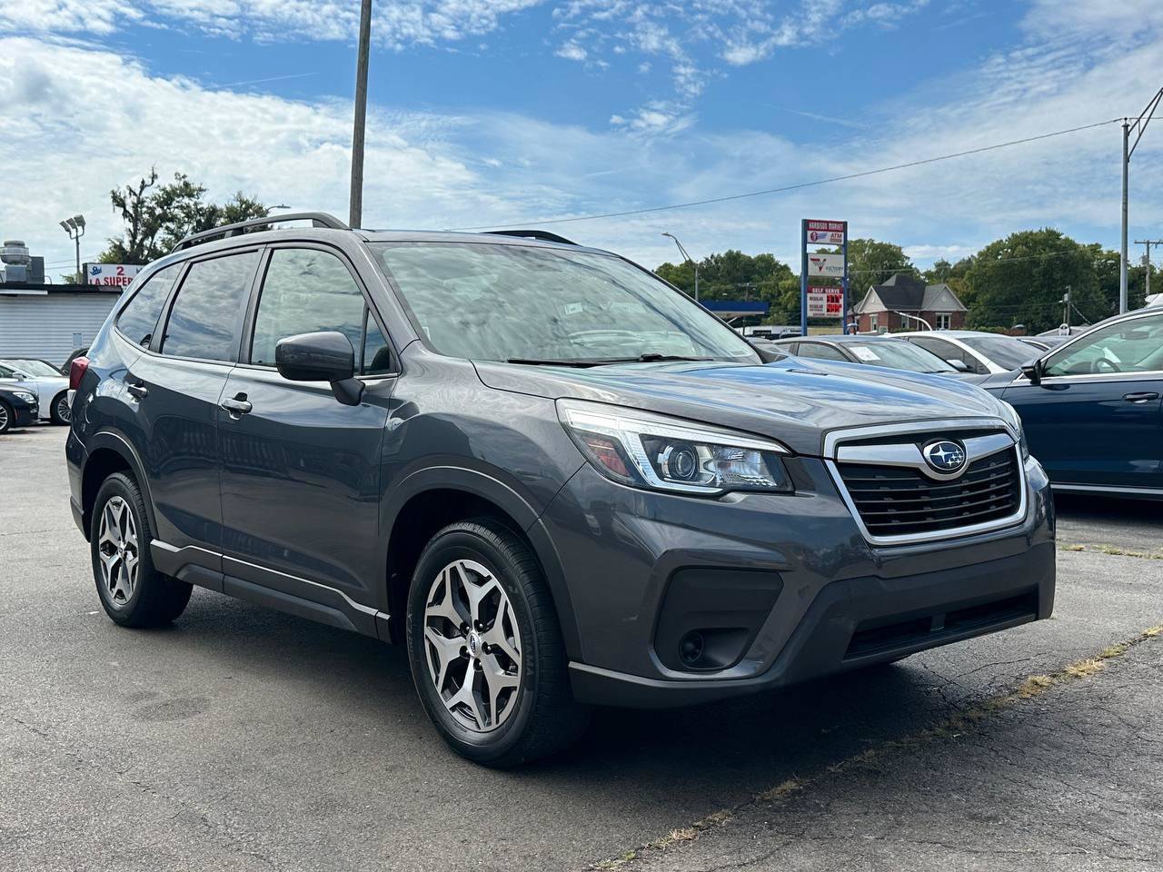 Used 2020 Subaru Forester Premium AWD/4WD image 12