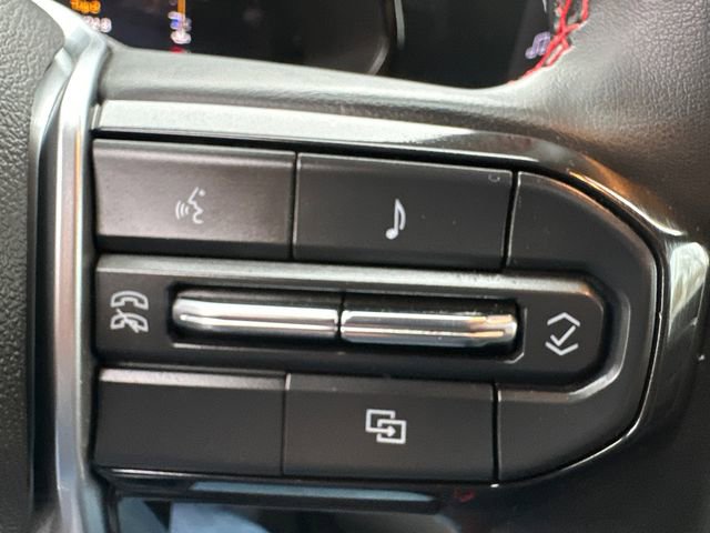 Used 2023 Chevrolet Colorado Z71 w/ Z71 Convenience Package 2 image 31