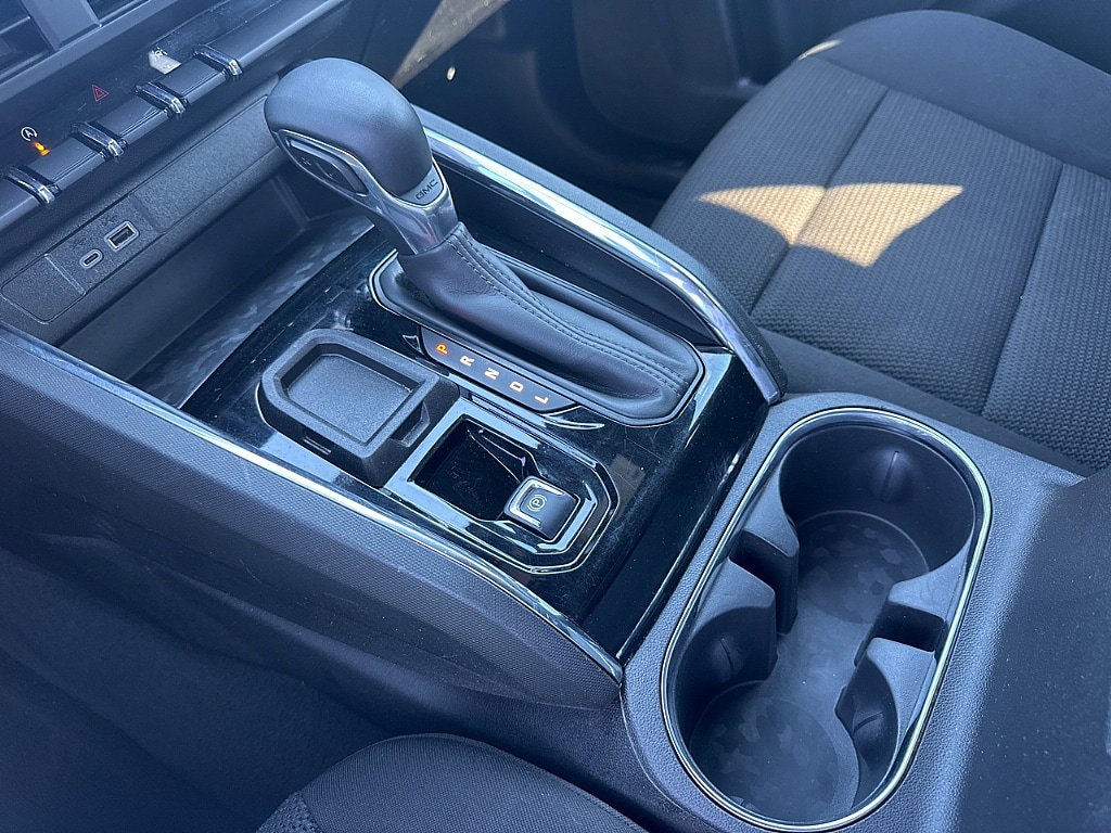 Used 2024 GMC Canyon Elevation RWD image 17