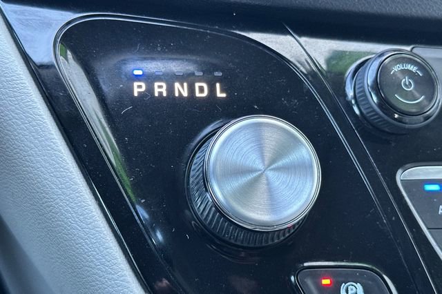 Used 2018 Chrysler Pacifica Touring Plus image 29