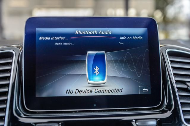 Used 2017 Mercedes-Benz GLS 450 4MATIC image 27