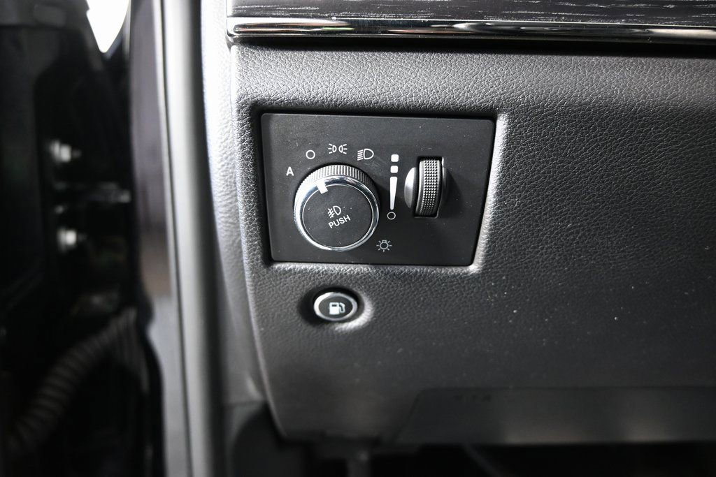 Used 2020 Jeep Grand Cherokee High Altitude image 24