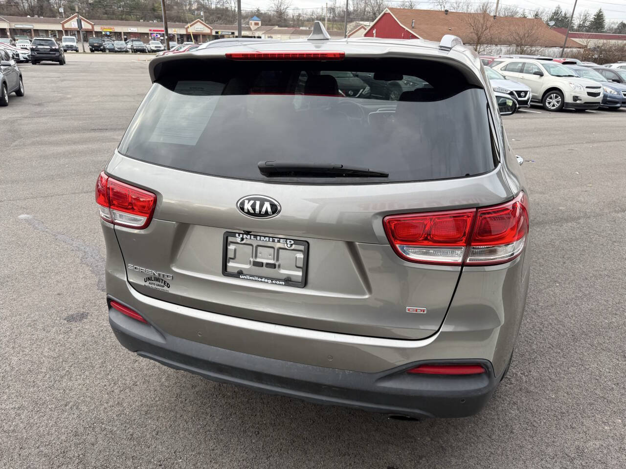Used 2017 Kia Sorento LX w/ LX Convenience Package AWD/4WD image 8