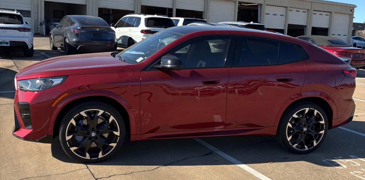 Used 2025 BMW X2 M35i image 3