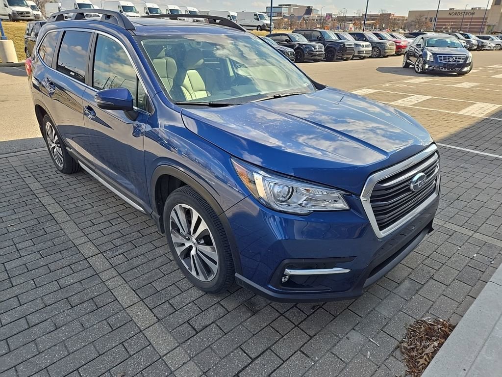 Used 2022 Subaru Ascent Limited w/ Technology Package image 3
