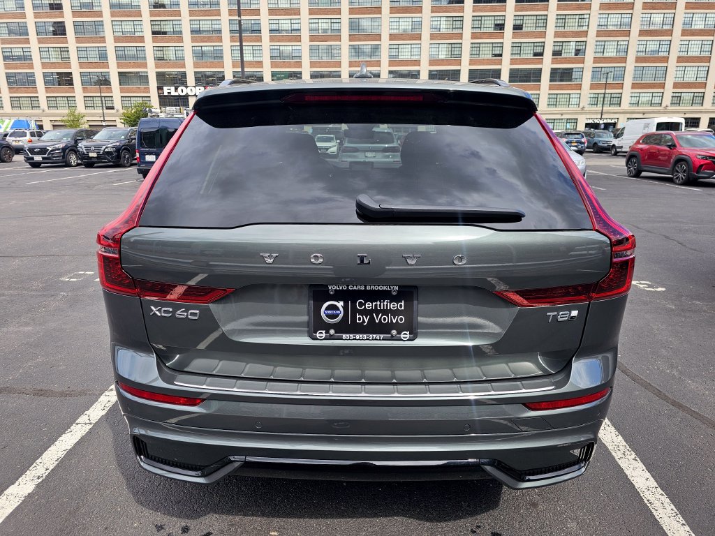 Certified 2026 Volvo XC60 T8 Ultra AWD/4WD image 6
