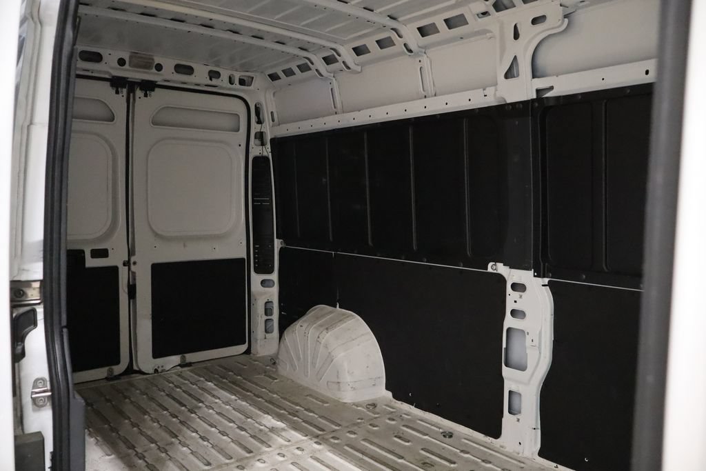 Used 2023 RAM ProMaster 2500 FWD image 11