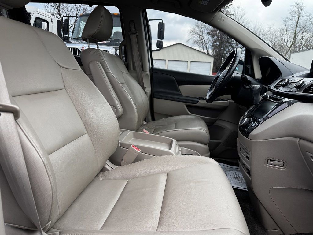 Used 2015 Honda Odyssey Touring image 26