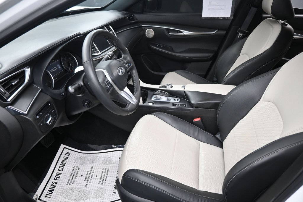 Used 2025 INFINITI QX55 Essential AWD/4WD image 27