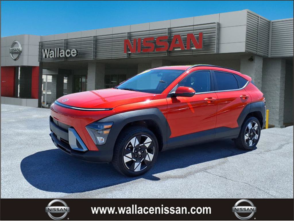 Used 2025 Hyundai Kona SEL AWD/4WD image 1