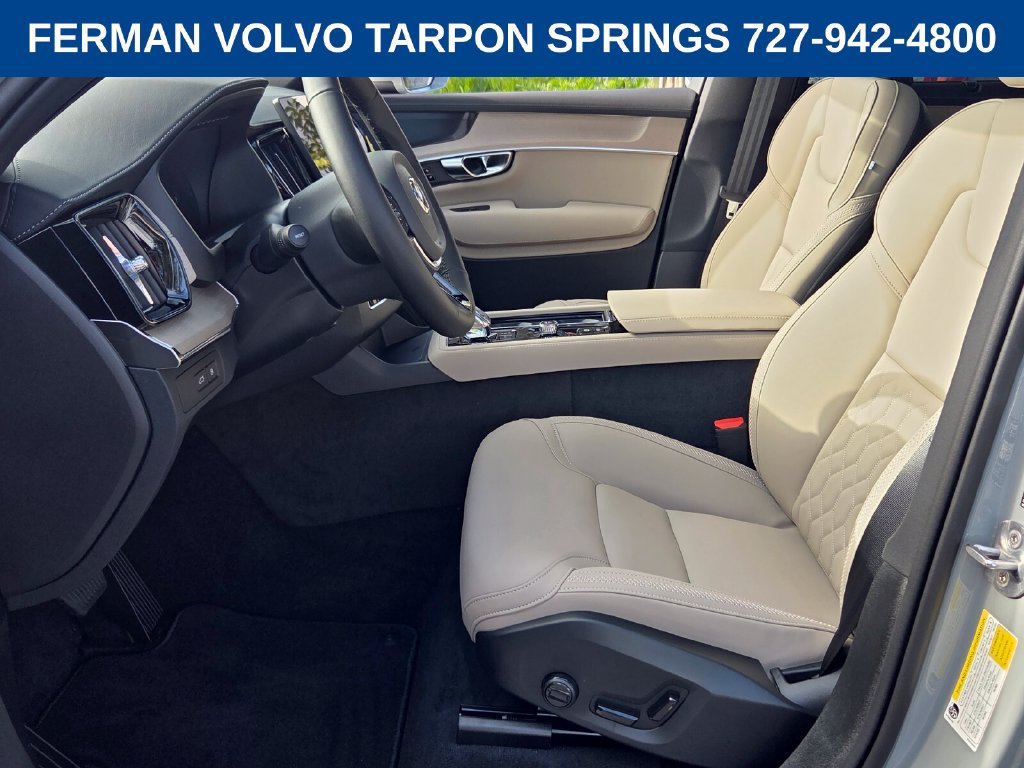 New 2027 Volvo XC90 T8 Plus AWD/4WD image 11