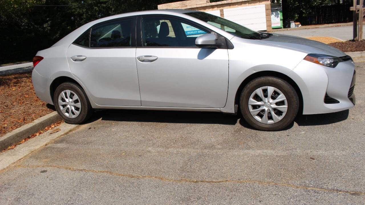 Used 2017 Toyota Corolla L image 13