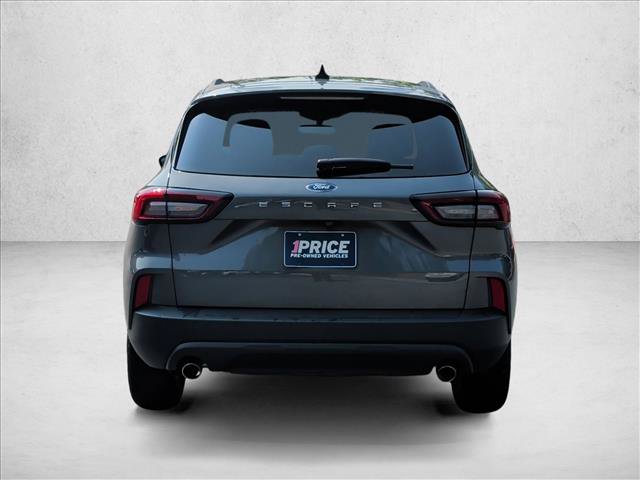 Used 2025 Ford Escape ST-Line FWD image 6