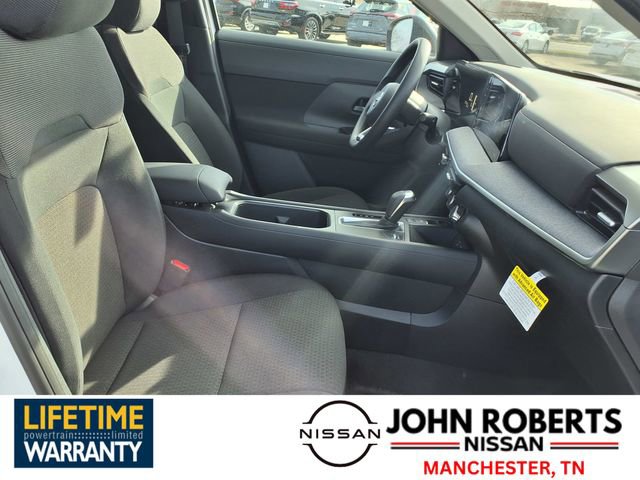 New 2026 Nissan Kicks S image 18