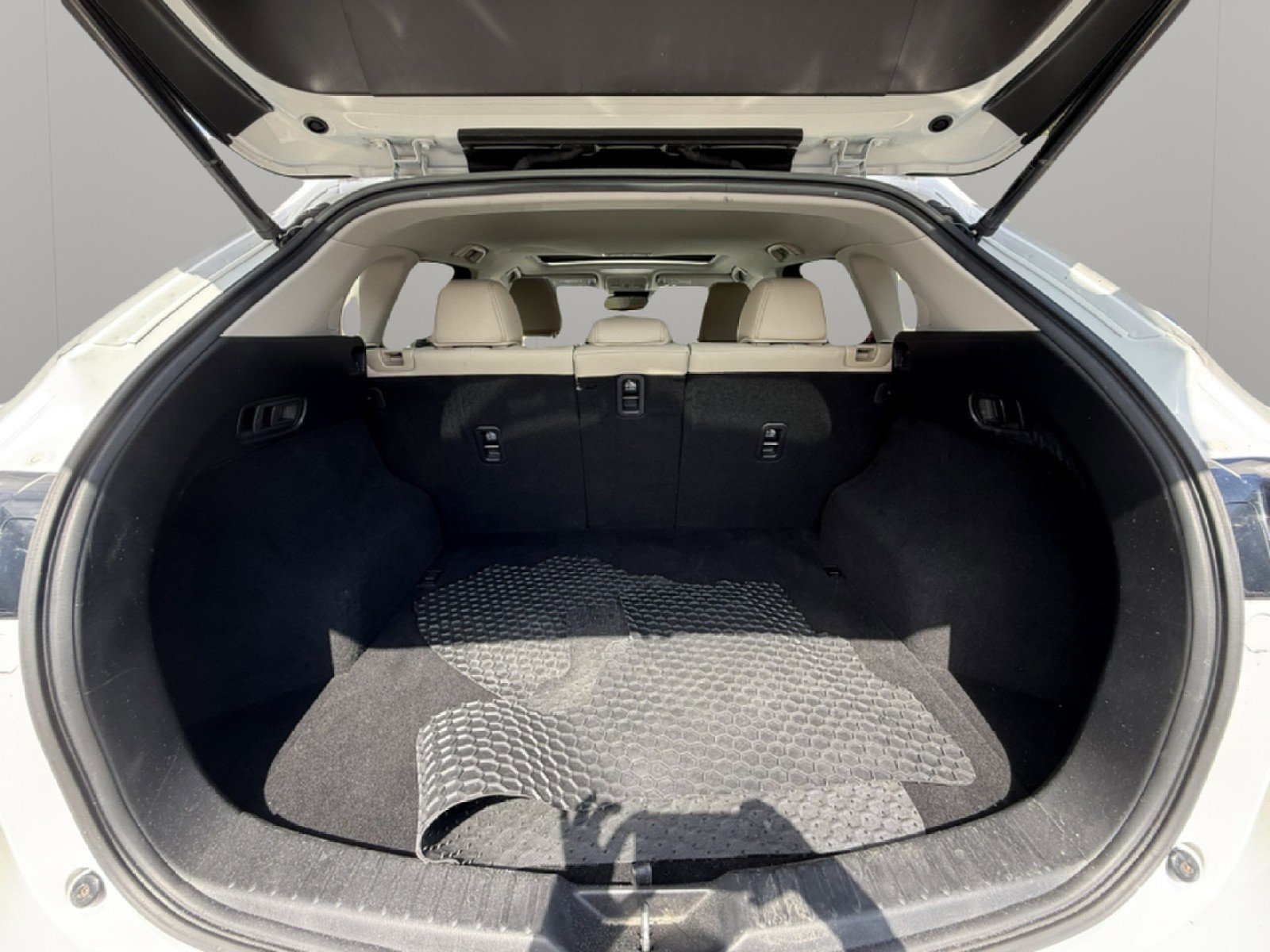 Used 2017 MAZDA CX-5 Touring w/ Preferred Equipment Package image 23