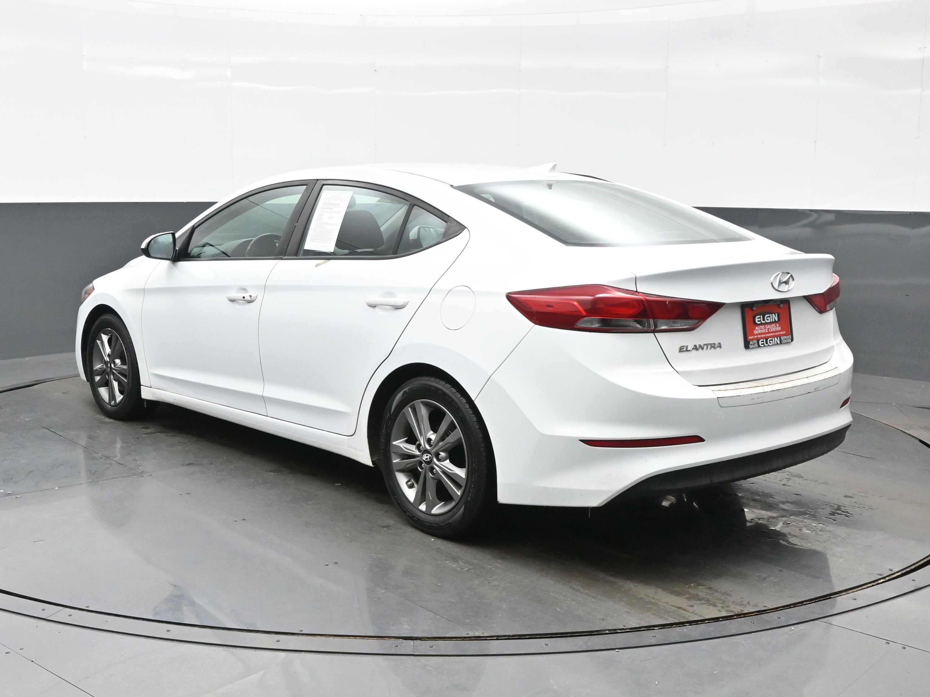 Used 2017 Hyundai Elantra Value Edition image 4