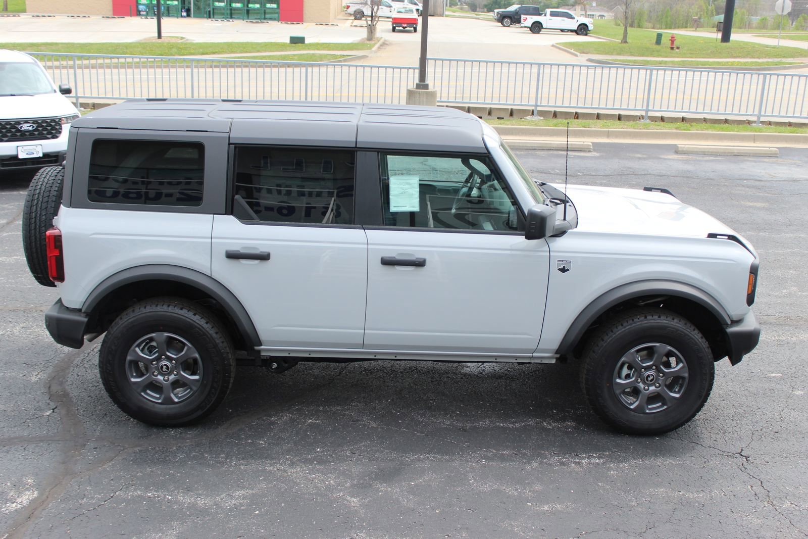New 2026 Ford Bronco Big Bend AWD/4WD image 8
