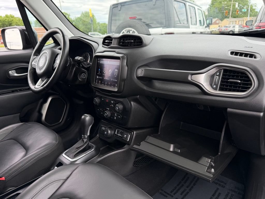 Used 2023 Jeep Renegade Limited w/ Sun/Sound Group AWD/4WD image 12