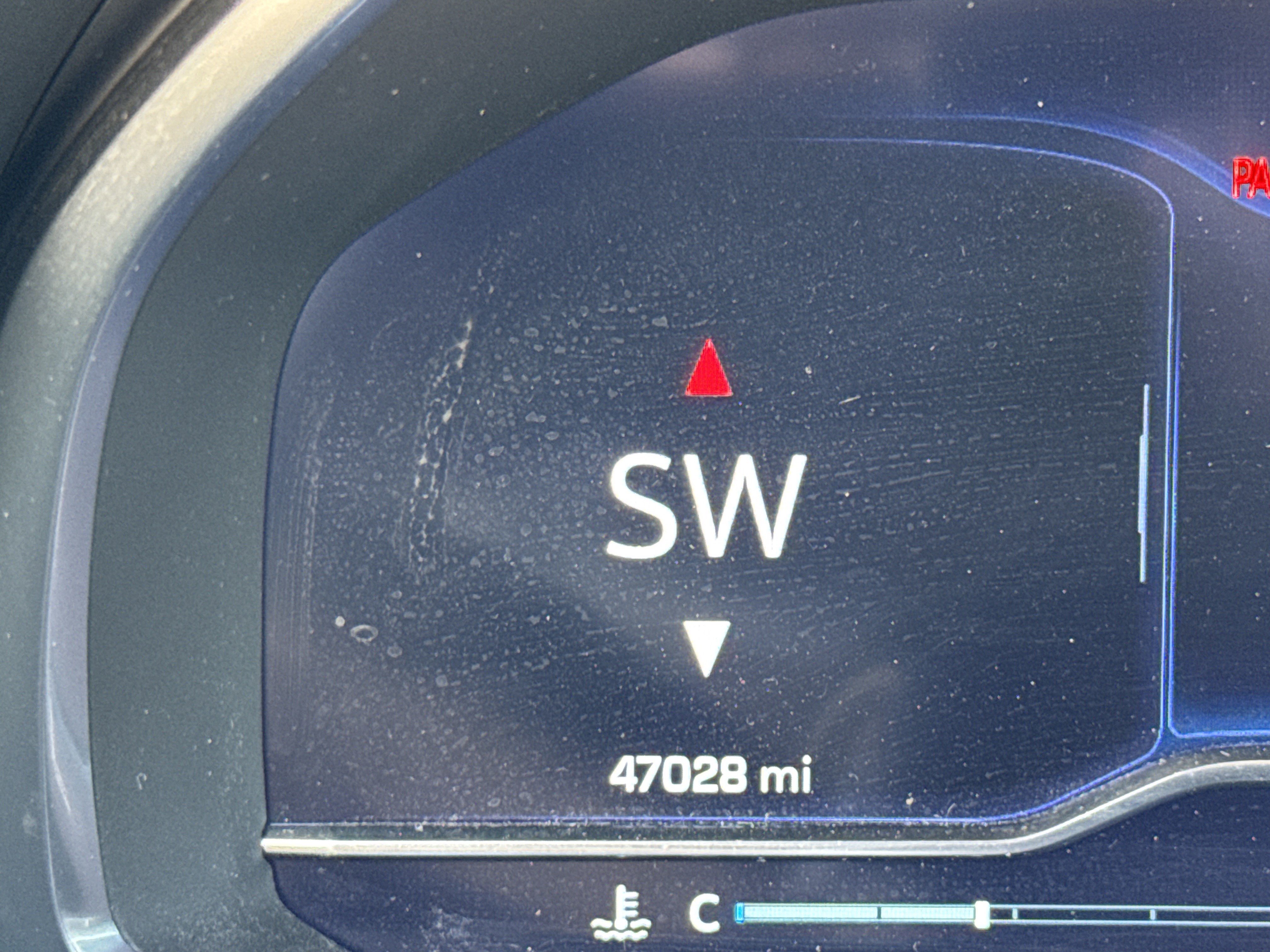 Used 2023 Chevrolet Tahoe Z71 w/ Luxury Package image 21