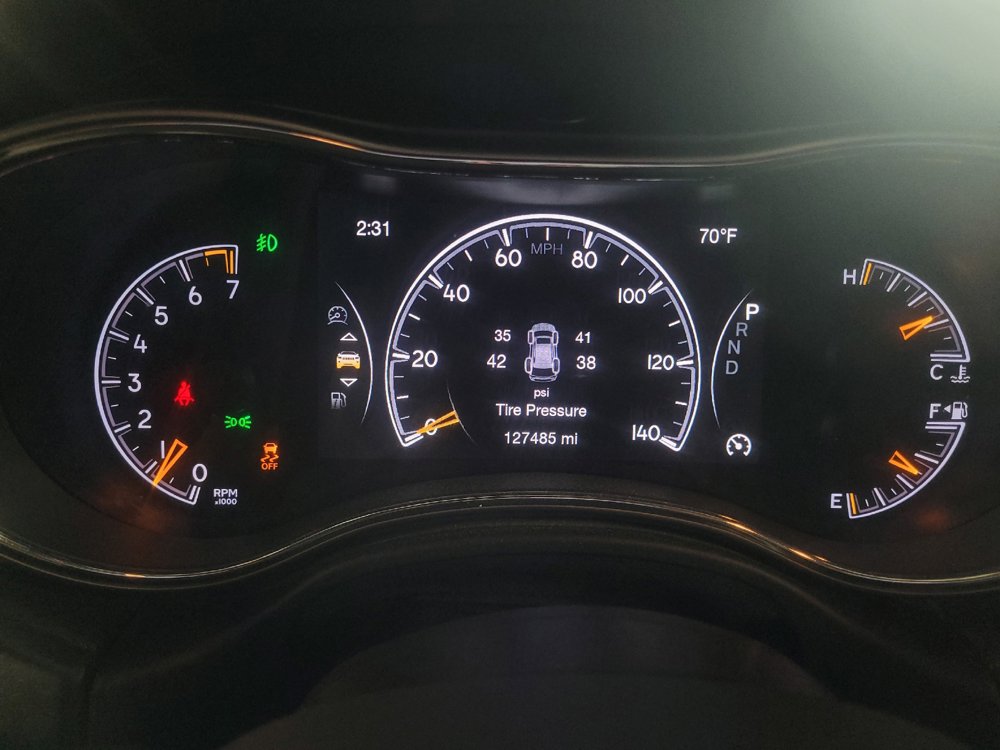 Used 2018 Jeep Grand Cherokee Laredo AWD/4WD image 23