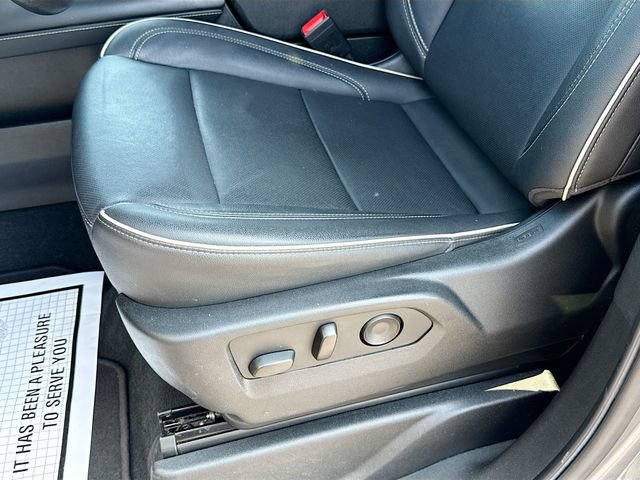 Used 2021 GMC Yukon SLT w/ SLT Luxury Package AWD/4WD image 26