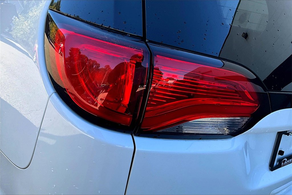 Used 2019 Chrysler Pacifica Touring-L Plus w/ Advanced Safetytec Group image 22