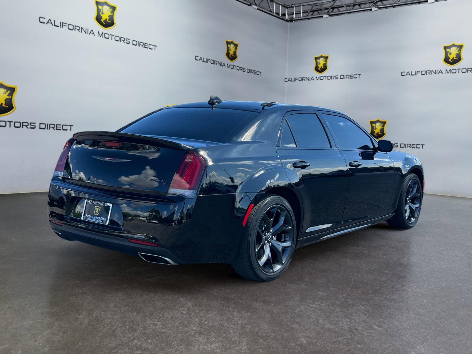 Used 2022 Chrysler 300 S w/ Safetytec Plus Group image 5