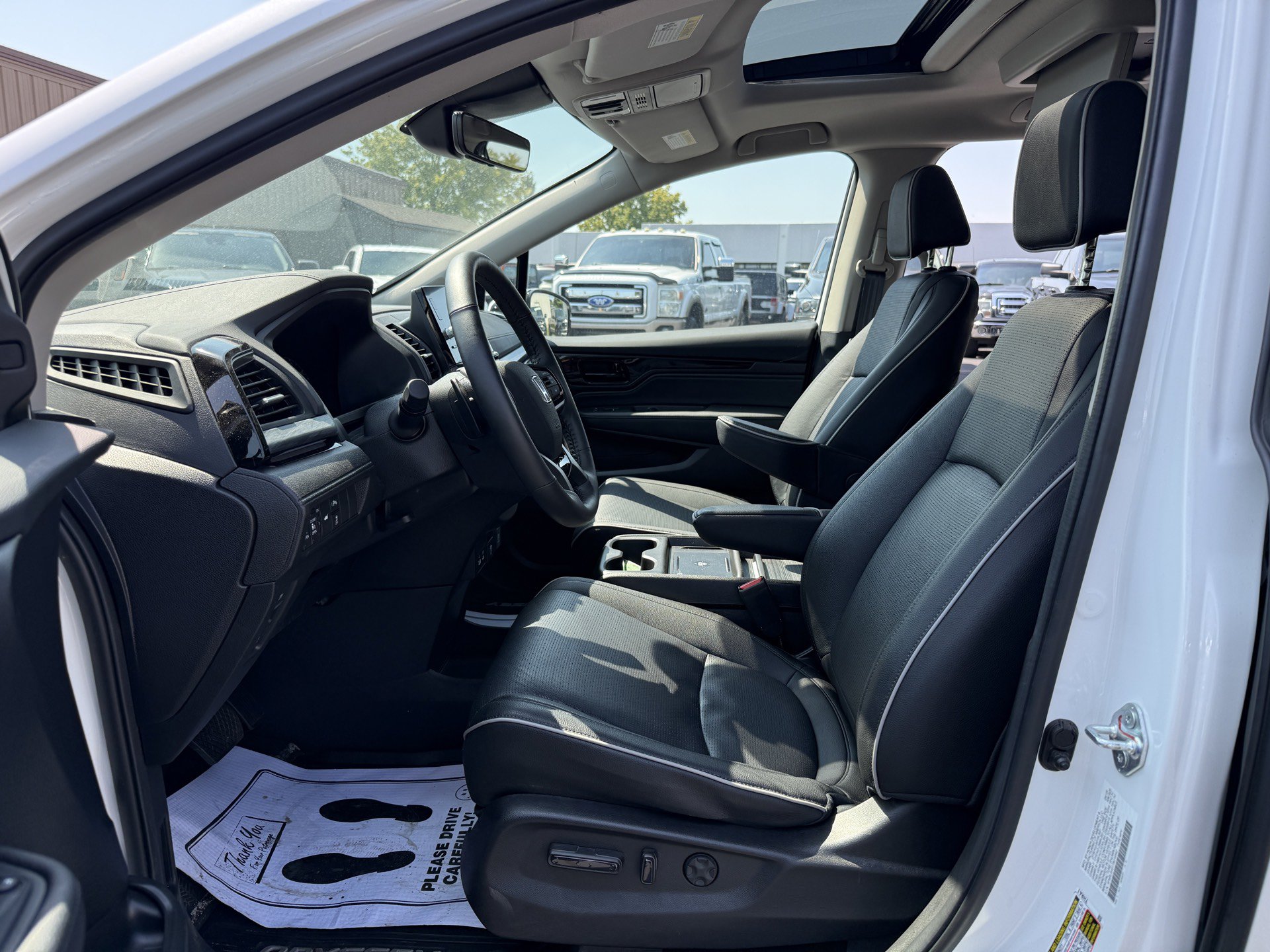 Used 2026 Honda Odyssey Elite image 27