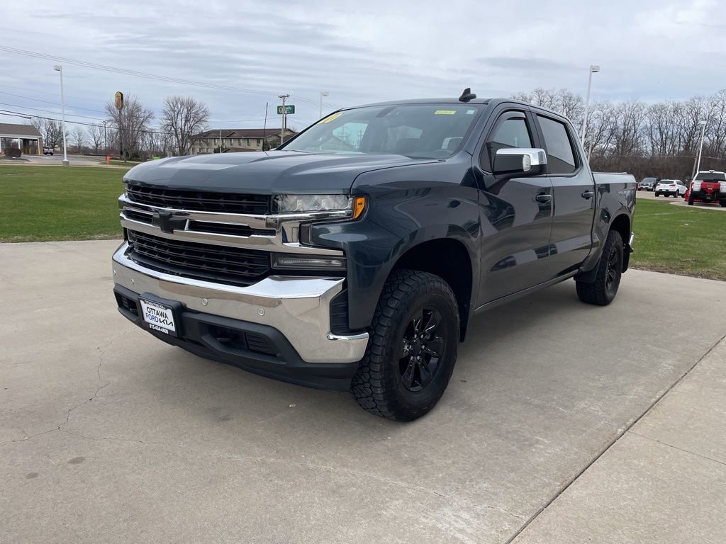 Used 2020 Chevrolet Silverado 1500 LT w/ All-Star Edition AWD/4WD image 2