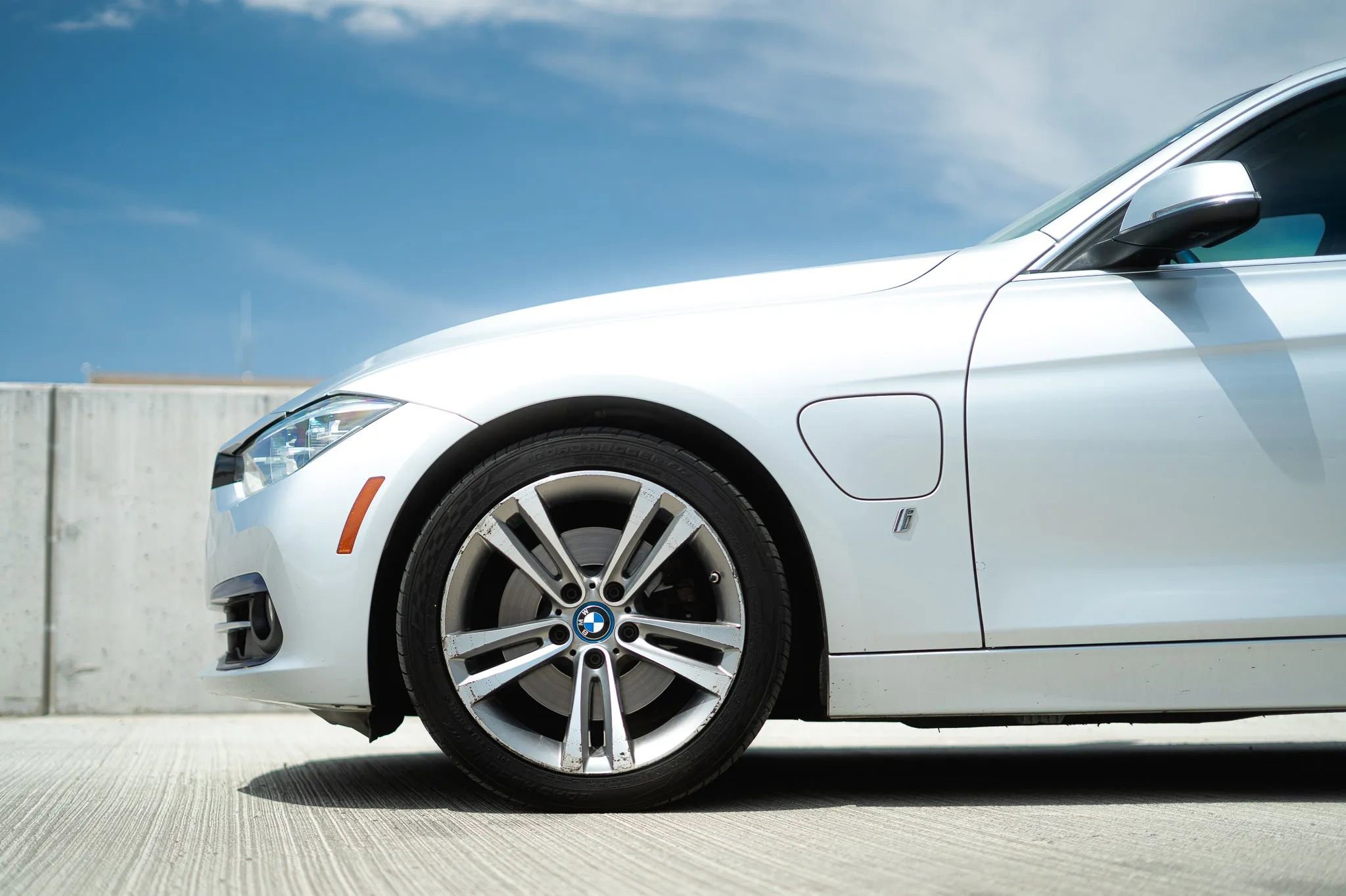 Used 2018 BMW 330e 330e iPerformance Sedan 4D image 14